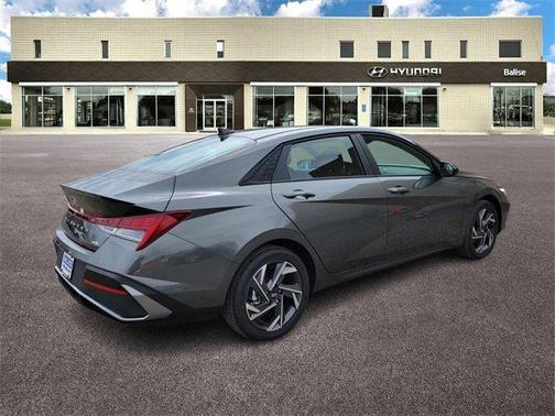 2025 Hyundai ELANTRA HEV SEL Sport