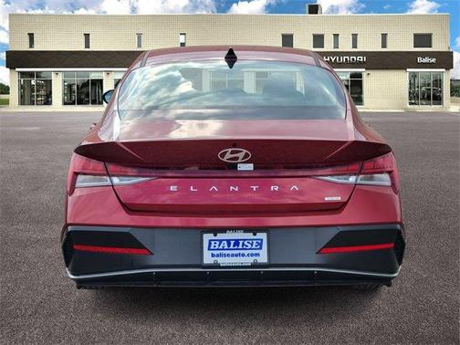 2025 Hyundai ELANTRA HEV Limited