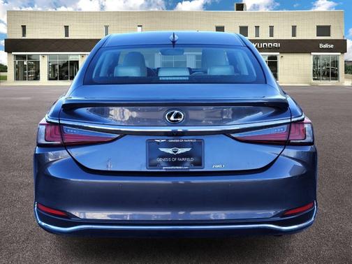 2022 Lexus ES 250 Luxury