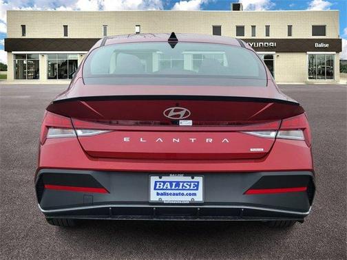2025 Hyundai ELANTRA HEV SEL Sport