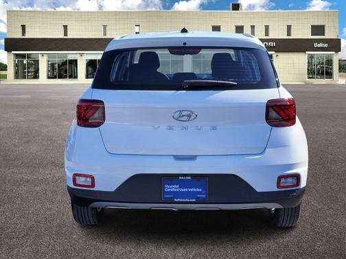 2026 Hyundai VENUE SE