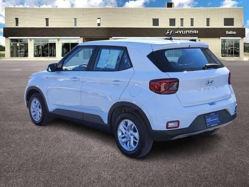 2026 Hyundai VENUE SE