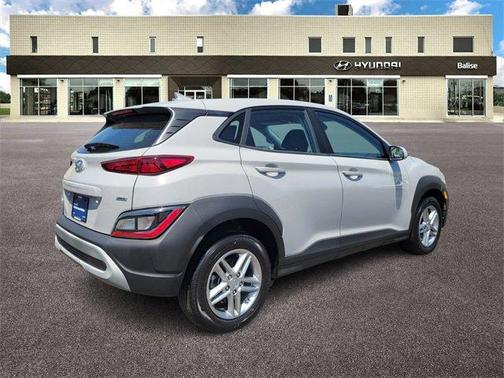 2022 Hyundai KONA SE