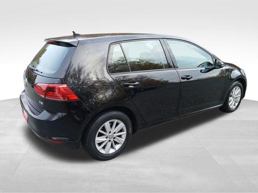 2016 Volkswagen Golf TSI S 4-Door