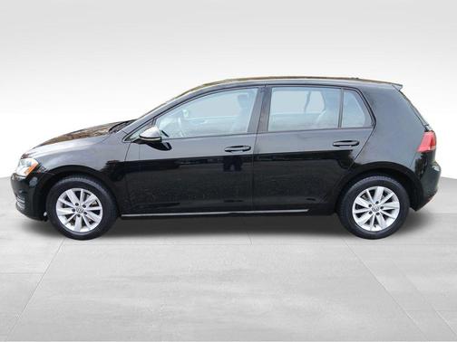 2016 Volkswagen Golf TSI S 4-Door