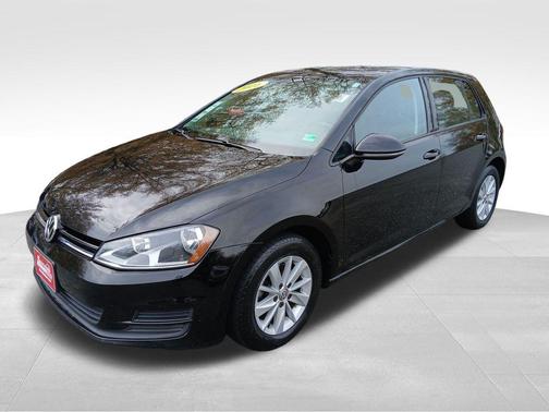 2016 Volkswagen Golf TSI S 4-Door