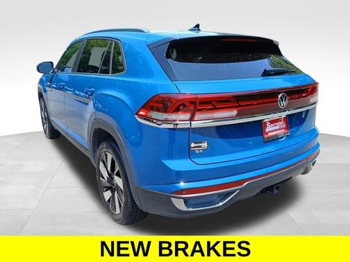 2025 Volkswagen Atlas Cross Sport 2.0T SE w/Technology