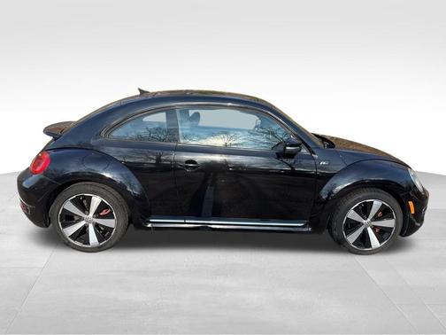 2014 Volkswagen Beetle 2.0T R-Line