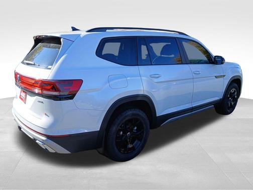 2026 Volkswagen Atlas PEAK EDITION