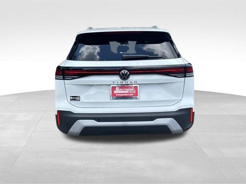 2025 Volkswagen Tiguan 2.0T S
