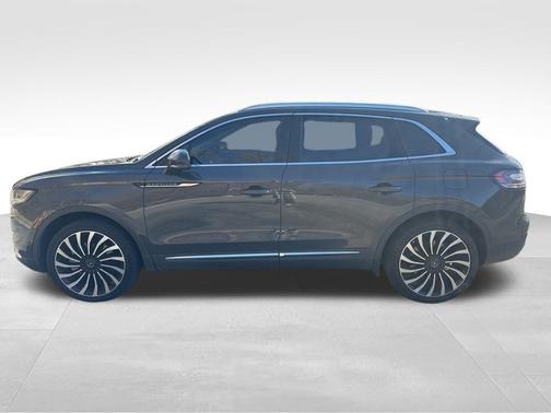 2022 Lincoln Nautilus Black Label