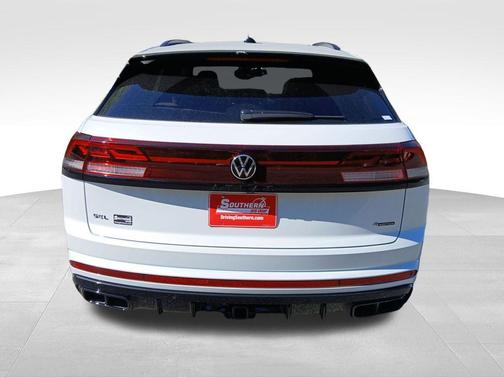 2026 Volkswagen Atlas Cross Sport 2.0T SEL R-Line Black