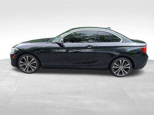 2020 BMW 230 i