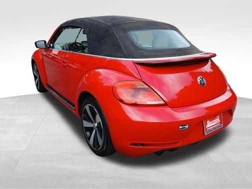 2014 Volkswagen Beetle 2.0T R-Line