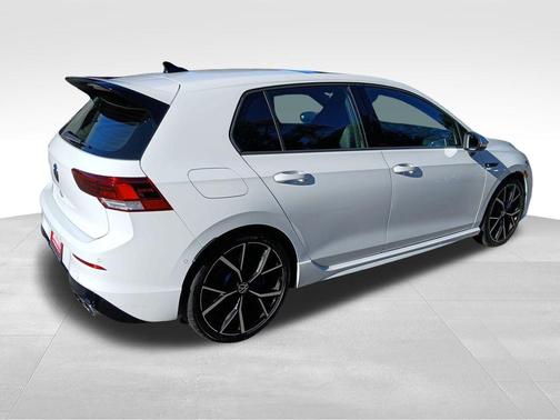 2024 Volkswagen Golf R 2.0T