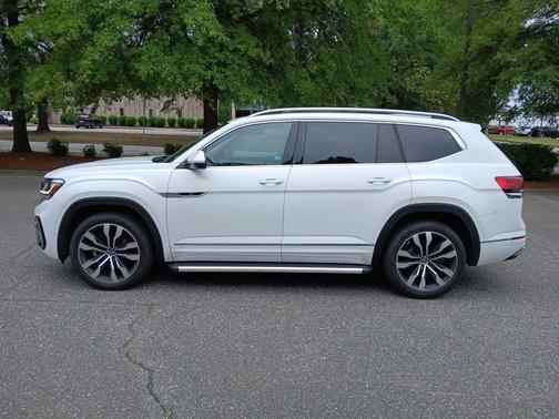 2022 Volkswagen Atlas 3.6L SEL Premium R-Line