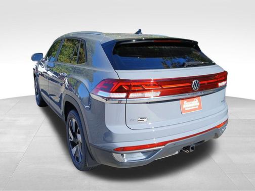 2026 Volkswagen Atlas Cross Sport 2.0T SE