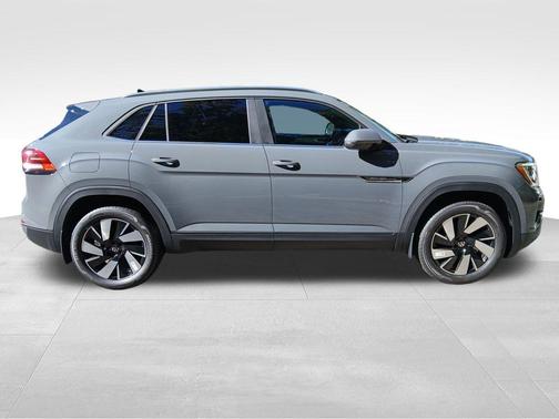 2026 Volkswagen Atlas Cross Sport 2.0T SE