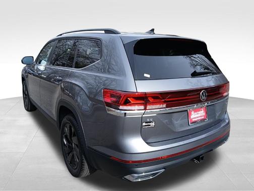 2025 Volkswagen Atlas 2.0T SE