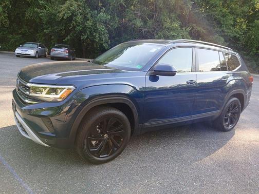 2022 Volkswagen Atlas 3.6L SE w/Technology
