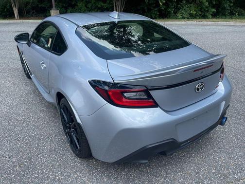 2023 Toyota GR86 Premium
