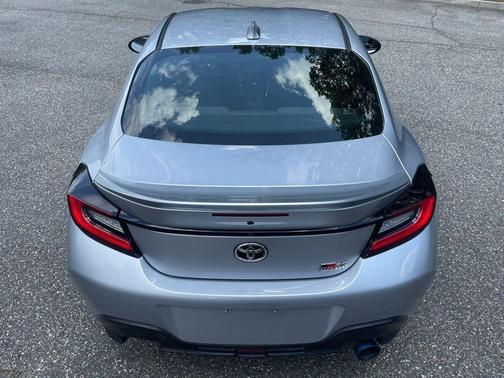 2023 Toyota GR86 Premium