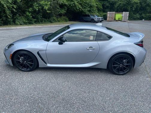 2023 Toyota GR86 Premium