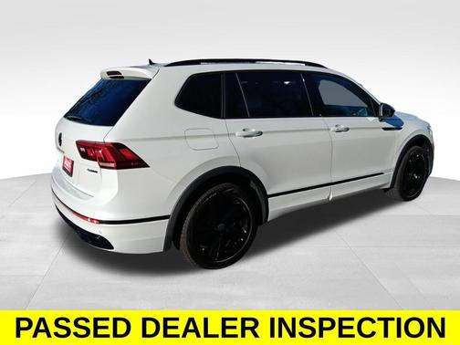 2024 Volkswagen Tiguan 2.0T SE R-Line Black