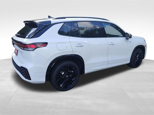 2025 Volkswagen Tiguan 2.0T SE R-Line Black