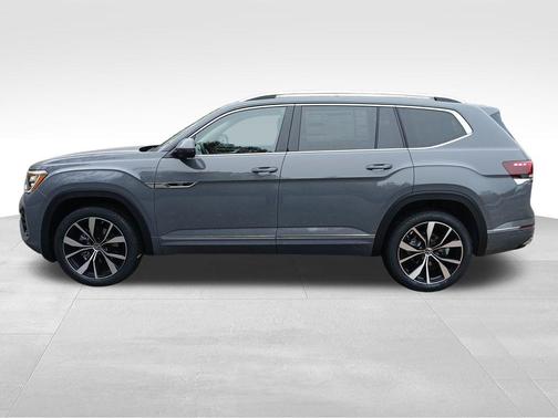Pure Gray 2026 Volkswagen Atlas 2.0T SEL Premium R-Line