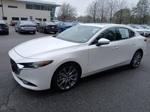 2022 Mazda Mazda3 FWD w/Premium Package