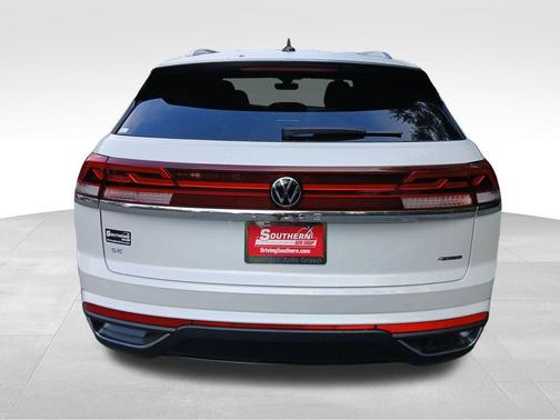 2026 Volkswagen Atlas Cross Sport 2.0T SE