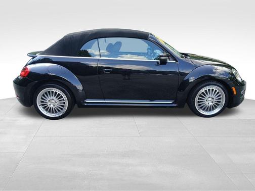 2018 Volkswagen Beetle 2.0T S