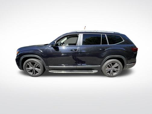 Deep Black Pearl Effect 2023 Volkswagen Atlas 3.6L SEL