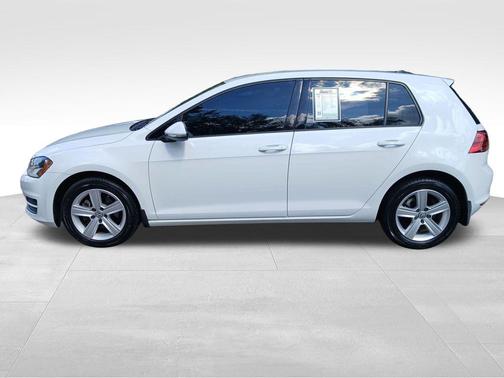 2015 Volkswagen Golf TDI S 4-Door