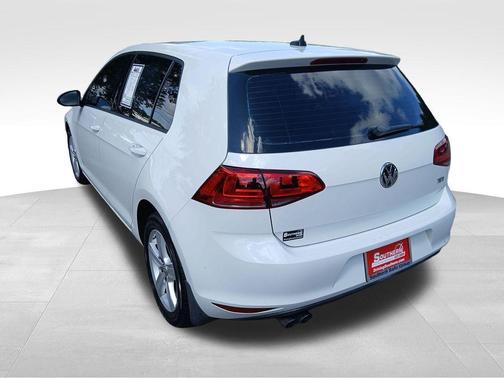 2015 Volkswagen Golf TDI S 4-Door