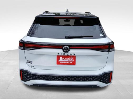 Opal White Pearl 2026 Volkswagen Tiguan 2.0T SE R-Line Black