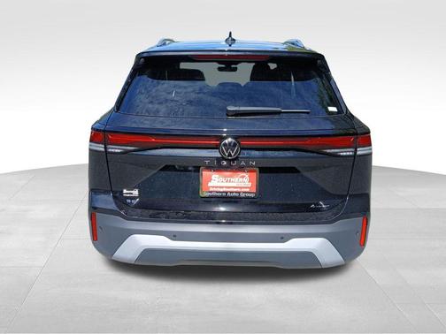 2025 Volkswagen Tiguan 2.0T SE