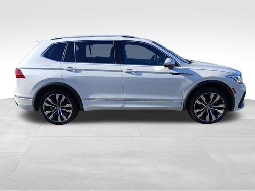 2022 Volkswagen Tiguan 2.0T SEL R-Line
