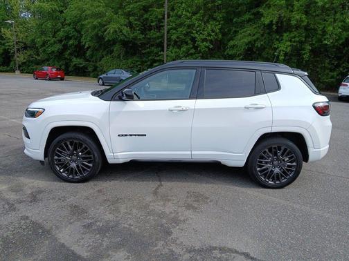 2023 Jeep Compass Altitude