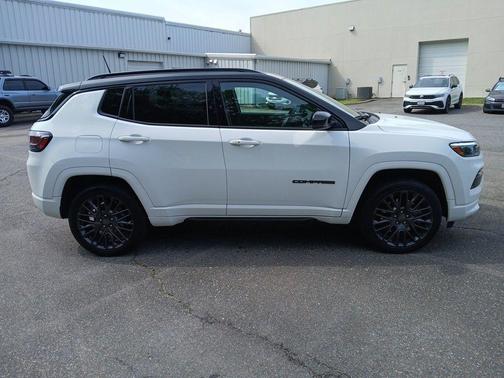 2023 Jeep Compass Altitude