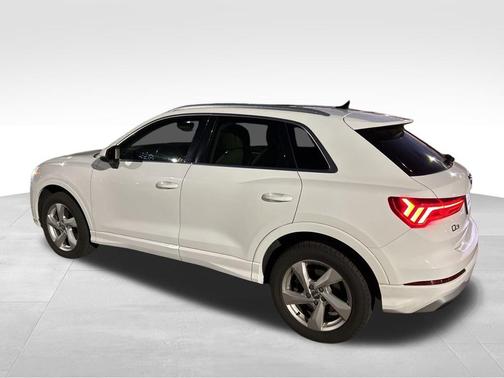 2020 Audi Q3 45 Premium