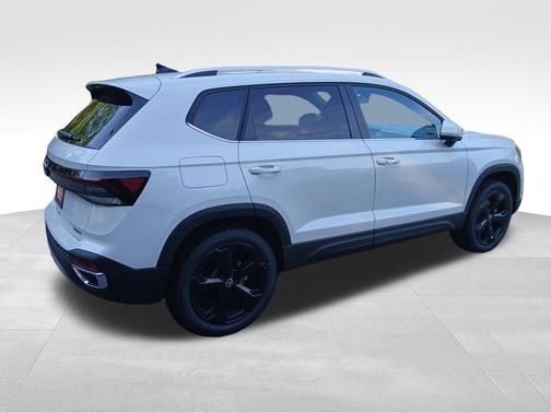 2025 Volkswagen Taos 1.5T SEL