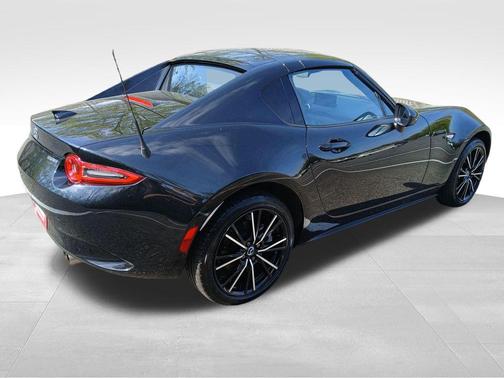 2025 Mazda MX-5 Miata RF Grand Touring