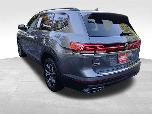 2024 Volkswagen Atlas 2.0T SE