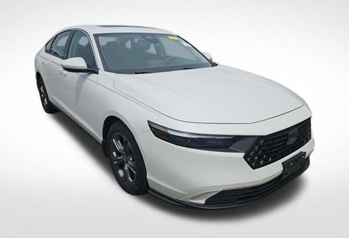 Platinum White Pearl 2024 Honda Accord EX