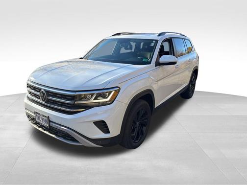2022 Volkswagen Atlas 3.6L SE w/Technology