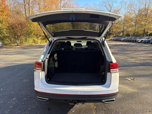 2022 Volkswagen Atlas 3.6L SE w/Technology