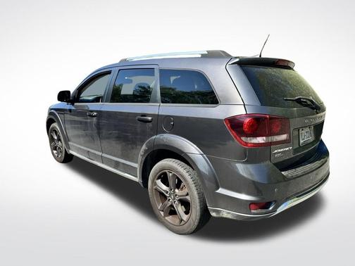 Granite Crystal Metallic Clearcoat 2020 Dodge Journey Crossroad