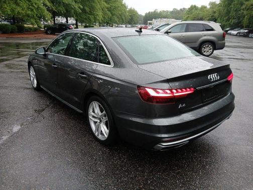2022 Audi A4 45 S line Premium Plus